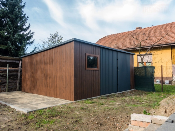 garaz-blaszany-drewnopodobny-5x5-orzech-matowy-grafit-6.jpg