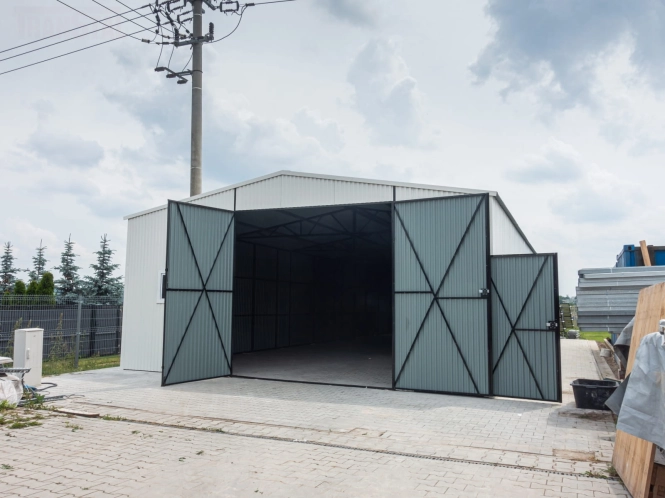 hala-blaszana-7x17m-dwuspadowa-ral9010-3aaa.jpg