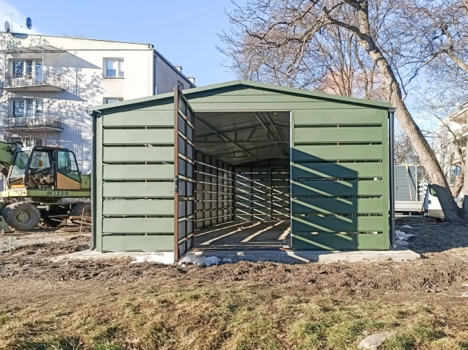 wiata-smietnikowa-dwuspadowa-4x5x10m-matowa-zielen-4.jpg