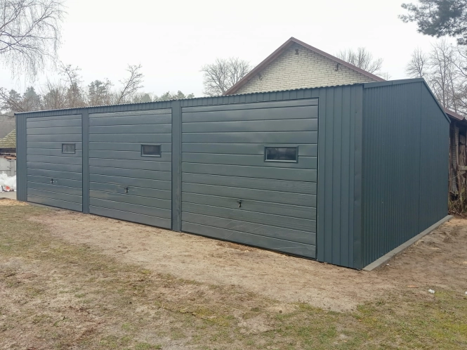 hala-blaszana-garaz-10x6,5m-matowy-grafit-3-bramy-l.jpg