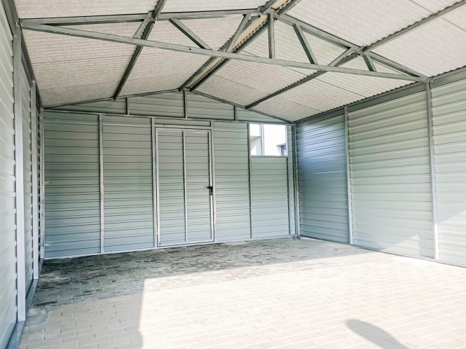garaz-blaszany-4,5x6m-srebrny-matowy-grafit-otwor-pod-brame-segmentowa-3.jpg