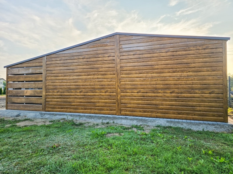 garaz-blaszany-z-wiata-8x6m-drewnopodobny-dwustanowiskowy-4.jpg