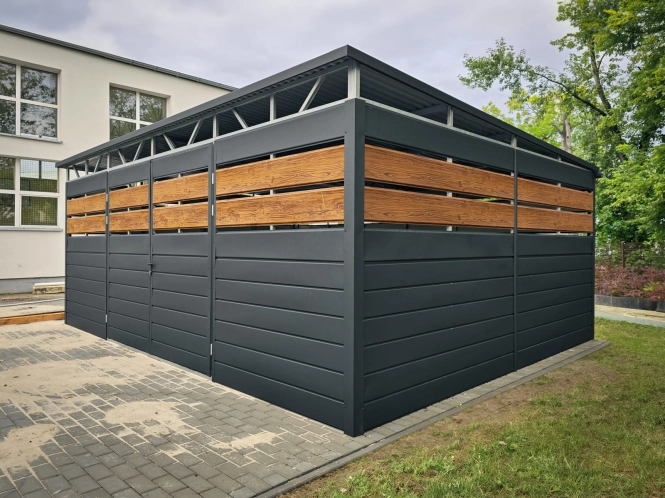 wiata-smietnikowa-6x4,5m-czern-czesciowe-oblachowanie-l.jpg