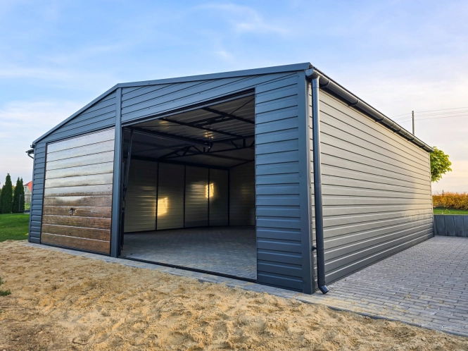 garaz-blaszany-dwuspadowy-7x7m-grafit-dab-furtka-okna-2.jpg
