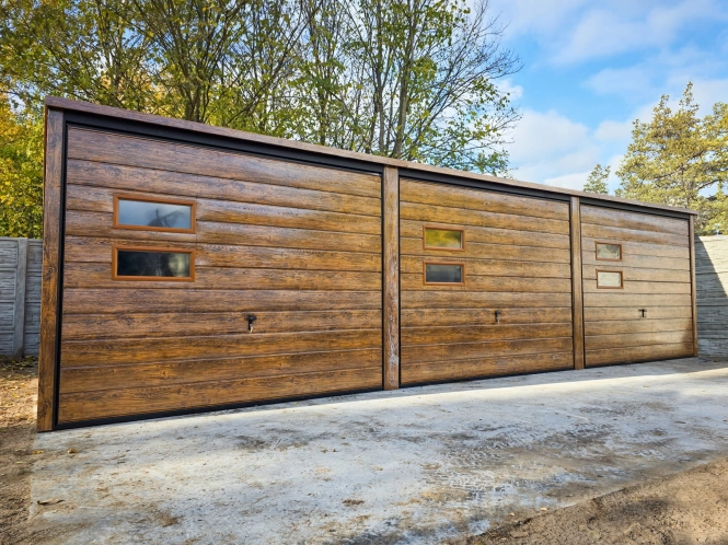 garaz-blaszany-drewnopodobny-9x5-dab-rustykalny-2.jpg