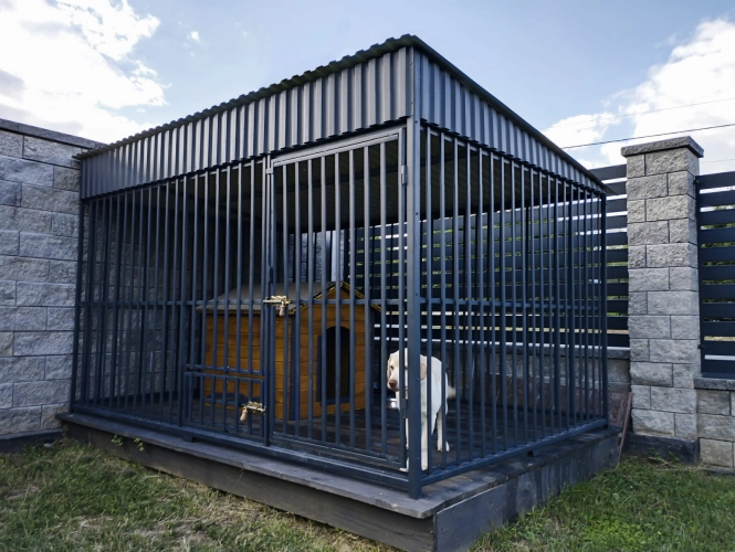 kojec-dla-psa-2,9x2m-matowy-grafit-zloty-dab-2.jpg