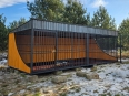 kojec-dla-psa-5x2,5m-z-podloga-uchytem-na-miski-1.jpg