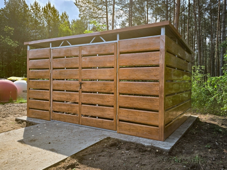 wiata-smietnikowa-4x3m-dab-rustykalny-furtka-dwuskrzydlowa-2-l.jpg