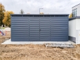 wiata-smietnikowa-5,5x2,5m-pelna-zabudowa-grafit-4.jpg