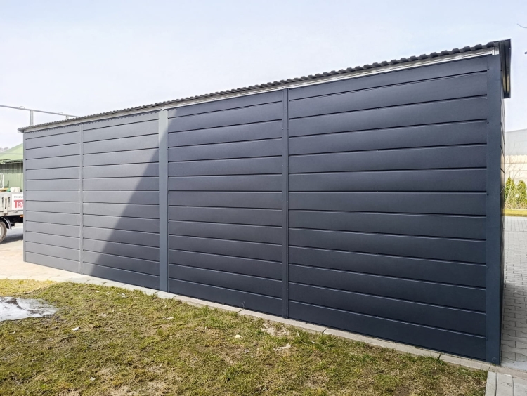 wiata-smietnikowa-7,4x2,8m-pelna -zabudowa-4.jpg