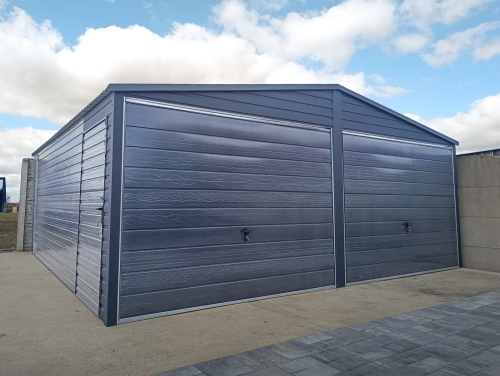 garaz-blaszany-6x6-dwuspadowy-furtka-matowy-grafit-1.jpg