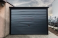 garaz-blaszany-3x5-czarny-matowy-grafit-poziomy-transtal-3.jpg
