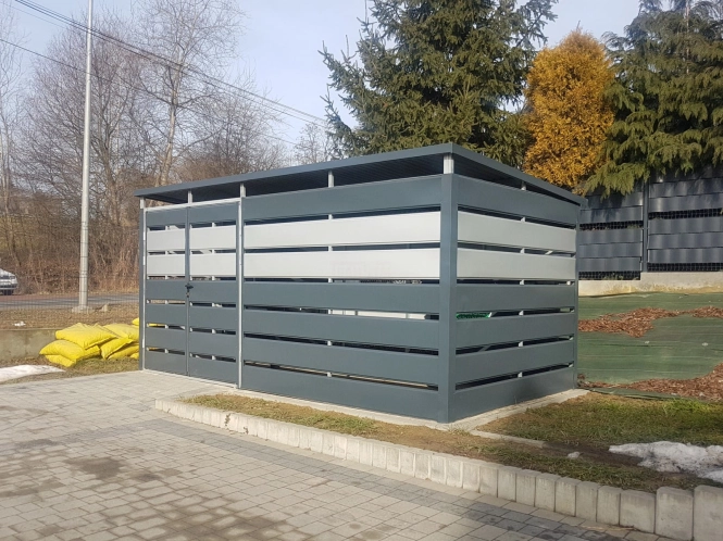 wiata-smietnikowa-5x2,5m-grafit-srebrny-drzwi-dwuskrzydlowe-3.jpg