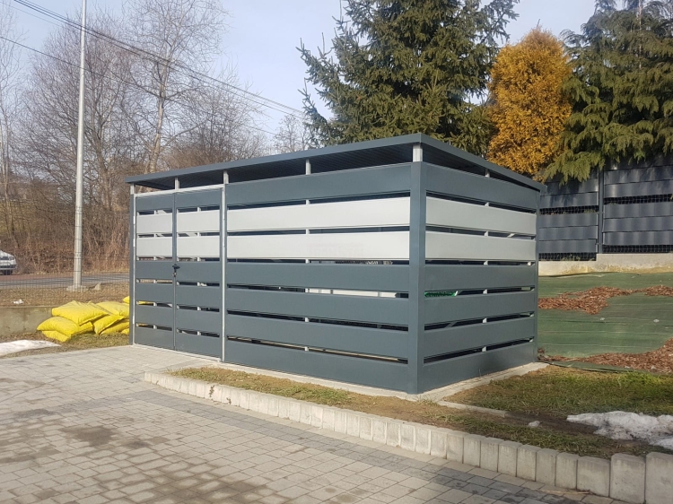 wiata-smietnikowa-5x2,5m-grafit-srebrny-drzwi-dwuskrzydlowe-3.jpg