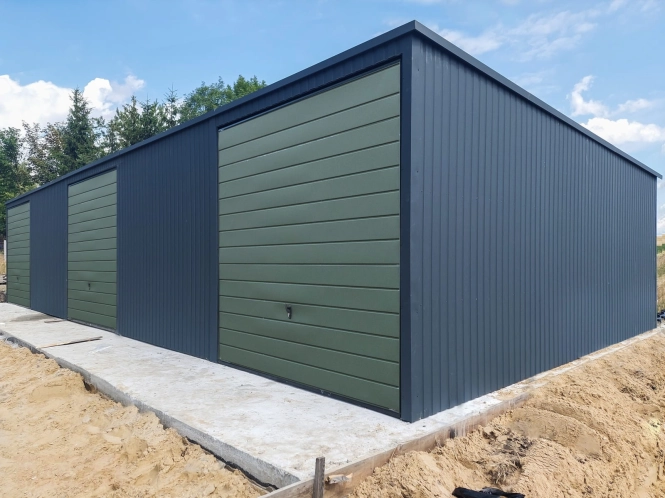 garaz-blaszany-15x6m-matowy-grafit-matowa-zielen-2.jpg