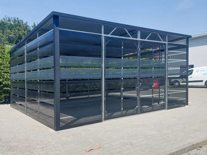 wiata-smietnikowa-5x5m-blacha-perforowana-grafit-czern-3.jpg