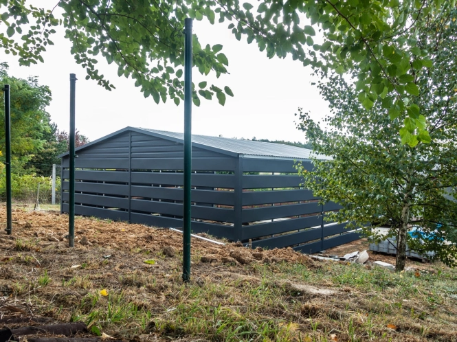 wiata-samochodowa-carport-6x6-matowy-grafit-dach-dwuspadowy-15.jpg